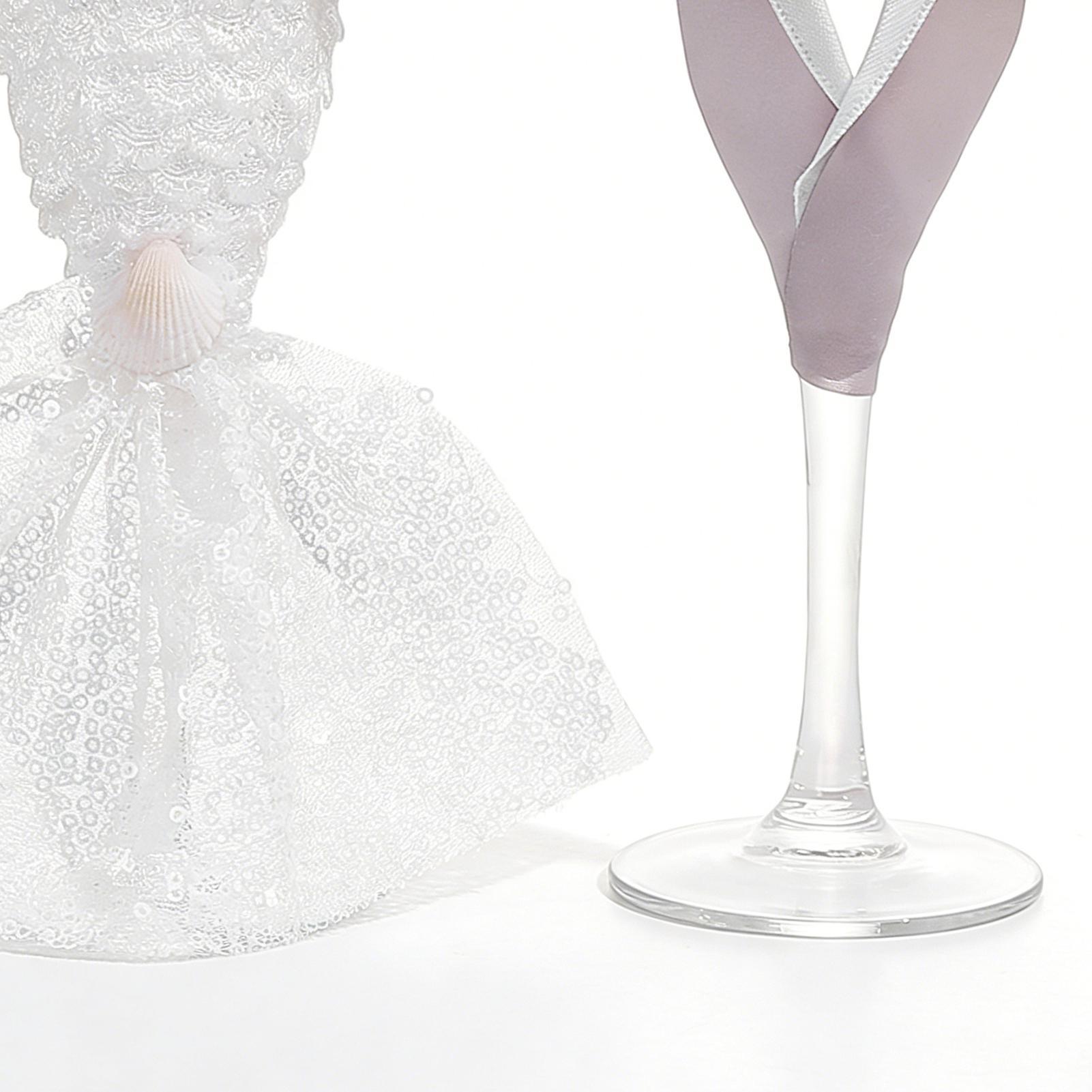 Champagne Flute Pair - Bride And Groom Glasses 1 Pair