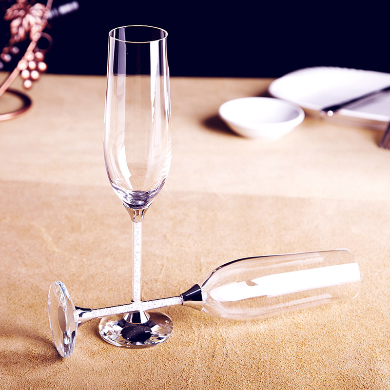 Creative Wedding Wine Glass cu - Champagne Flute Pair 评论和价格